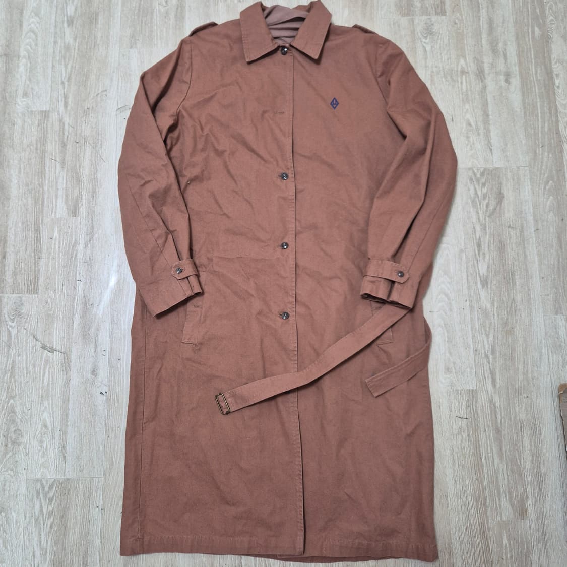 더애니멀스오브저토리 로고 싱글 트렌치코트 상품이미지1