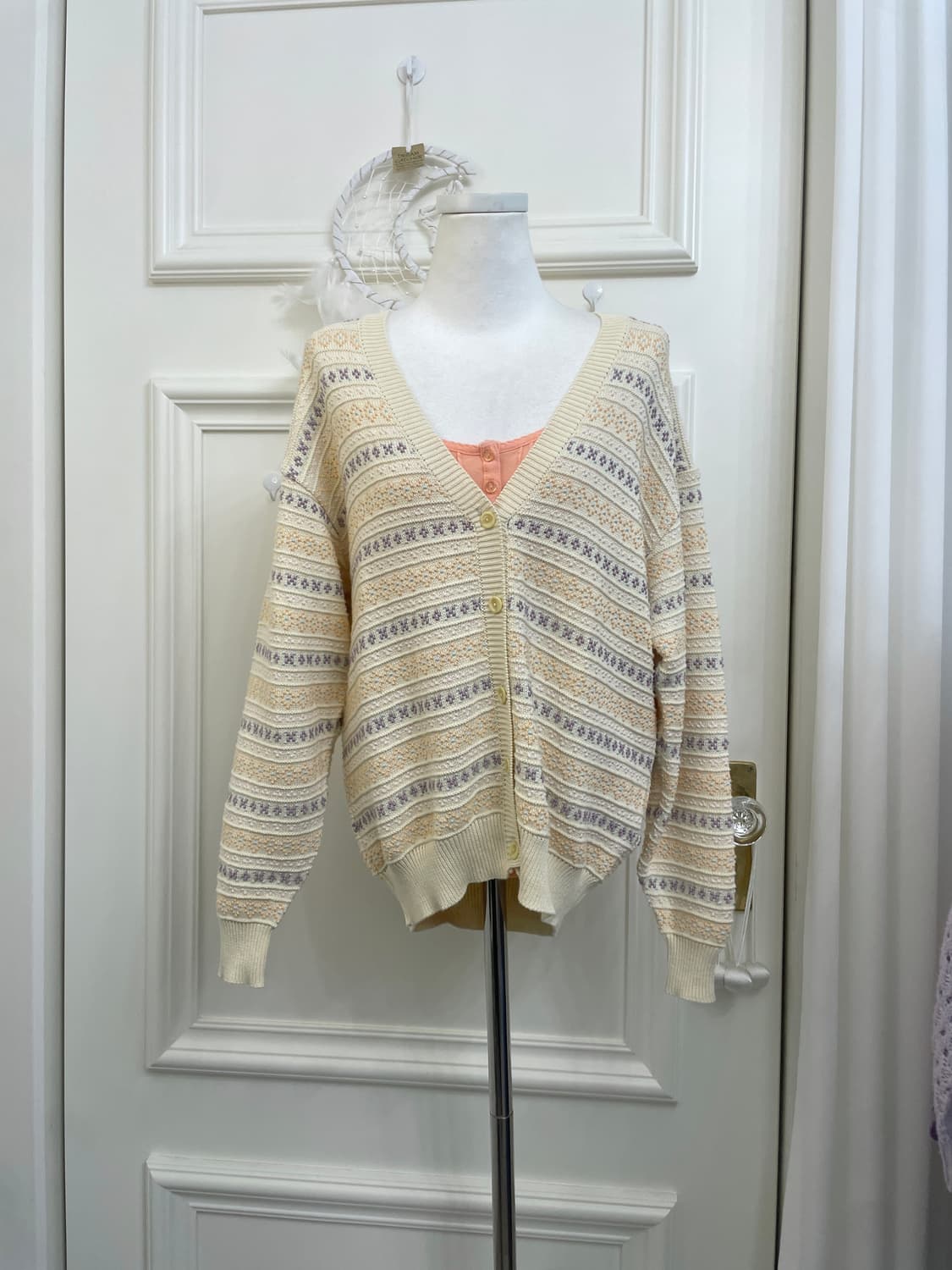 butter pastel embroidery v-neck loose ca 상품이미지1