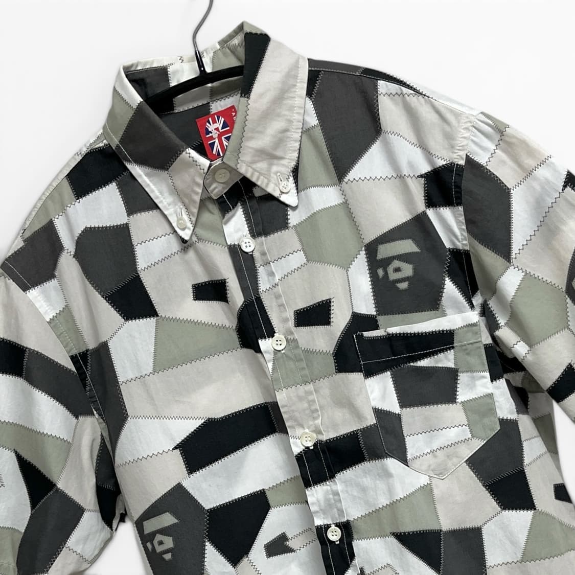 베이프(BAPE) OG 스테인드글라스 패치워크 그래픽 반팔셔츠, S 상품이미지1