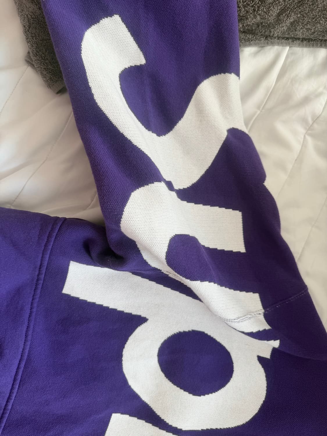 슈프림 빅 로고 자카드 후드 스웨트셔츠 퍼플 상품이미지2