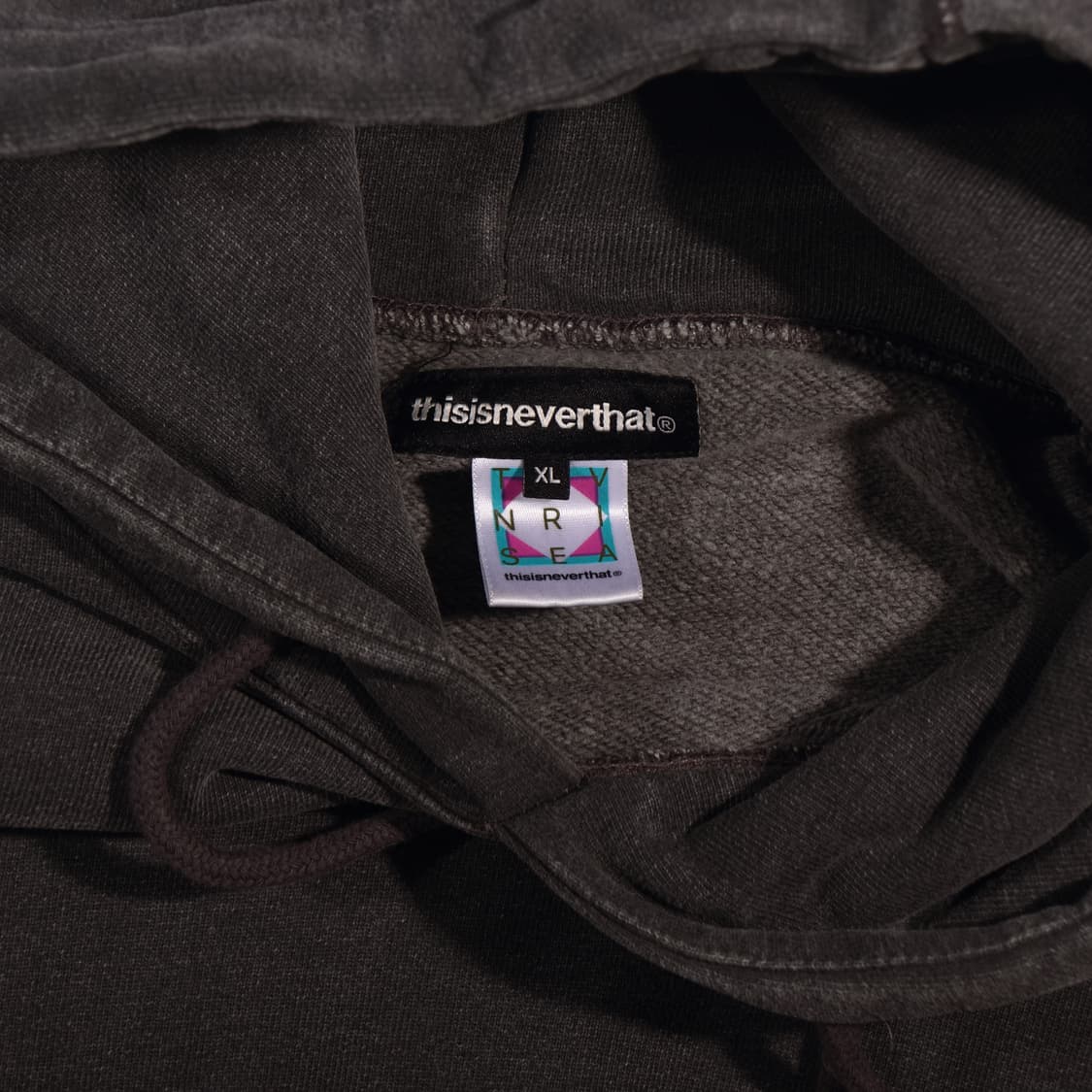 디스이즈네버뎃 헤피 피그먼트 후드티 B458 상품이미지2