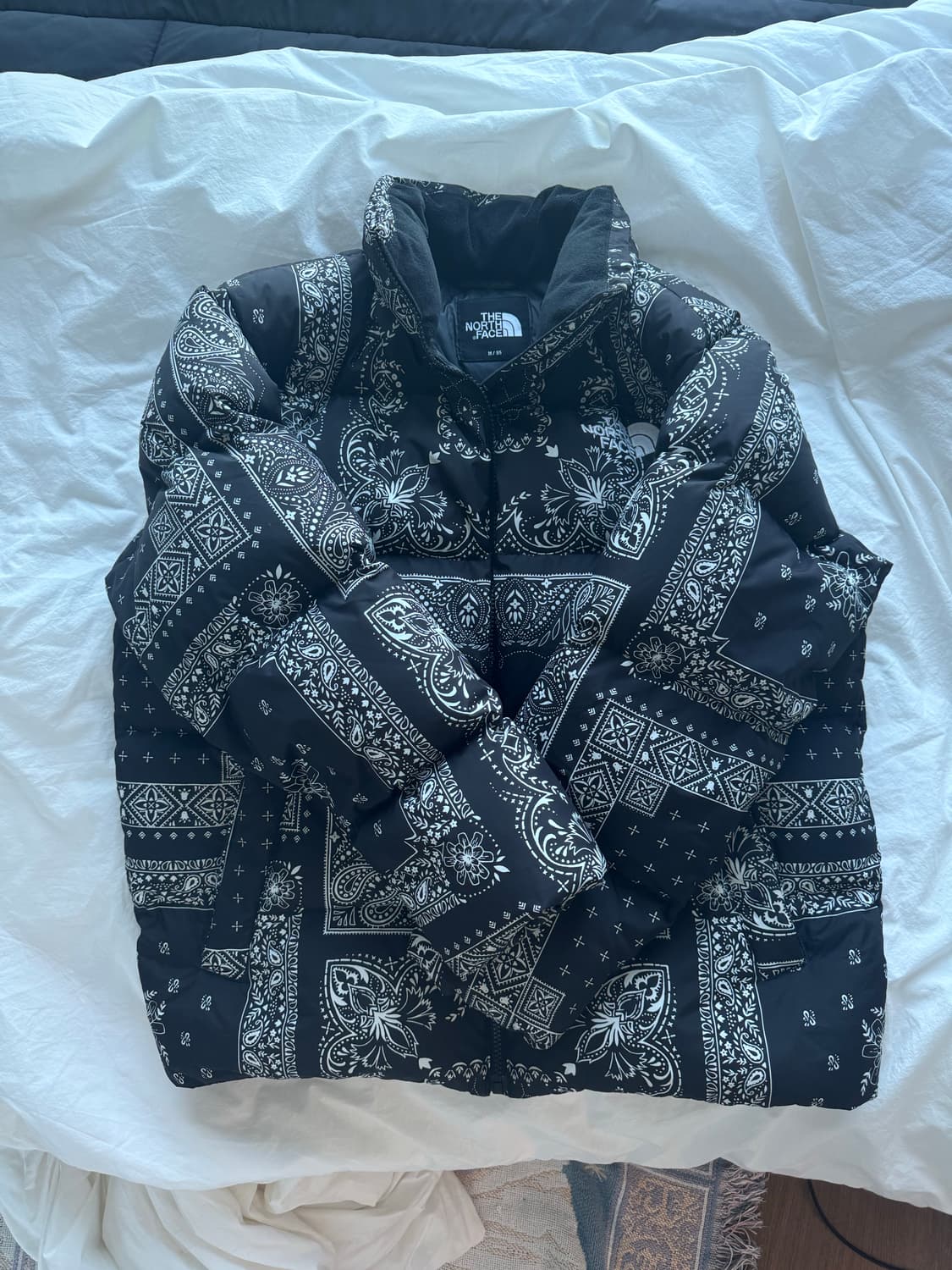 노스페이스 페이즐리 반다나 패딩 상품이미지7