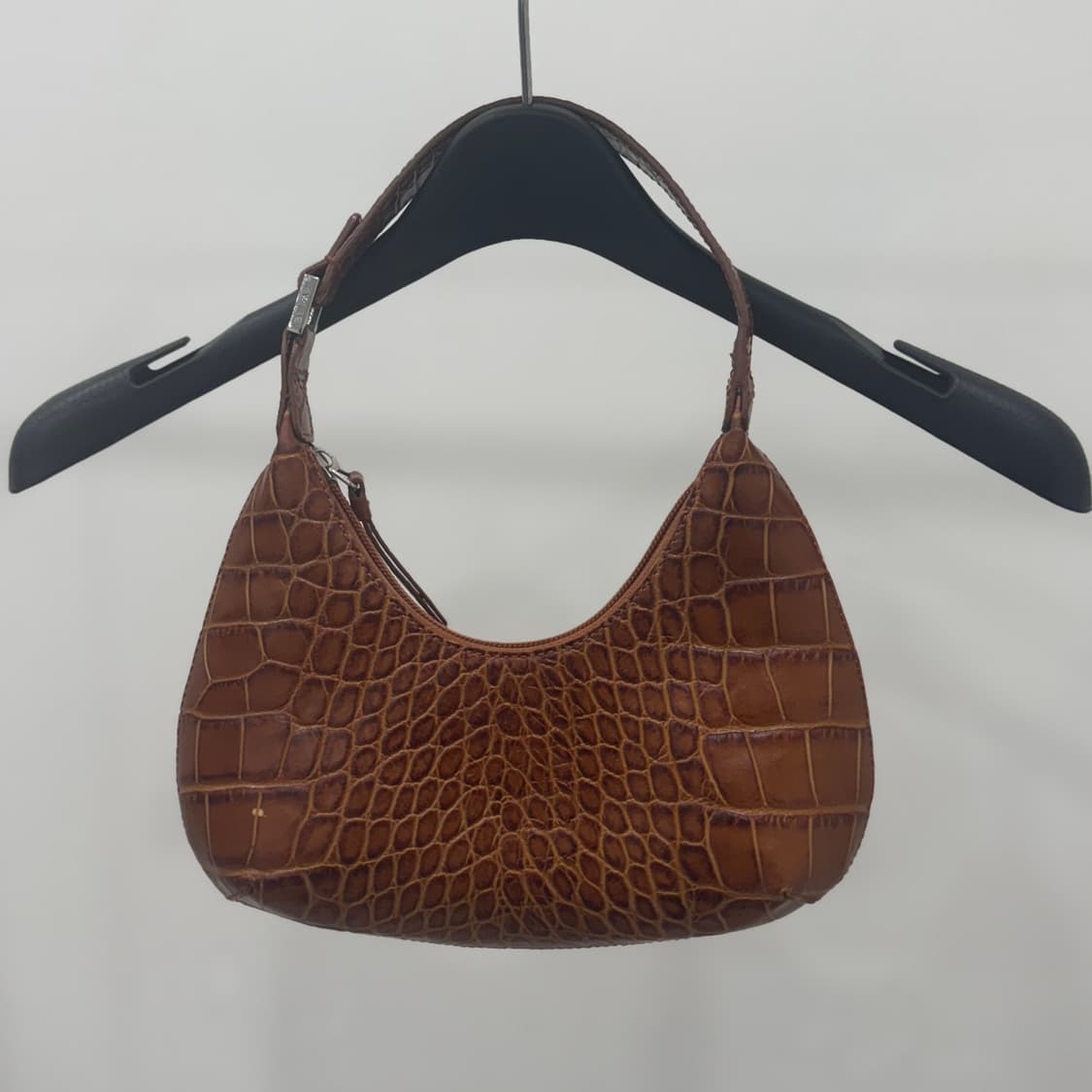 By far crocodile effect shoulder bag 상품이미지3