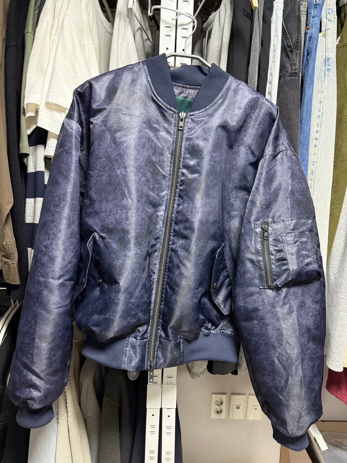 언더마이카 할로윈 봄버 자켓 상품이미지4