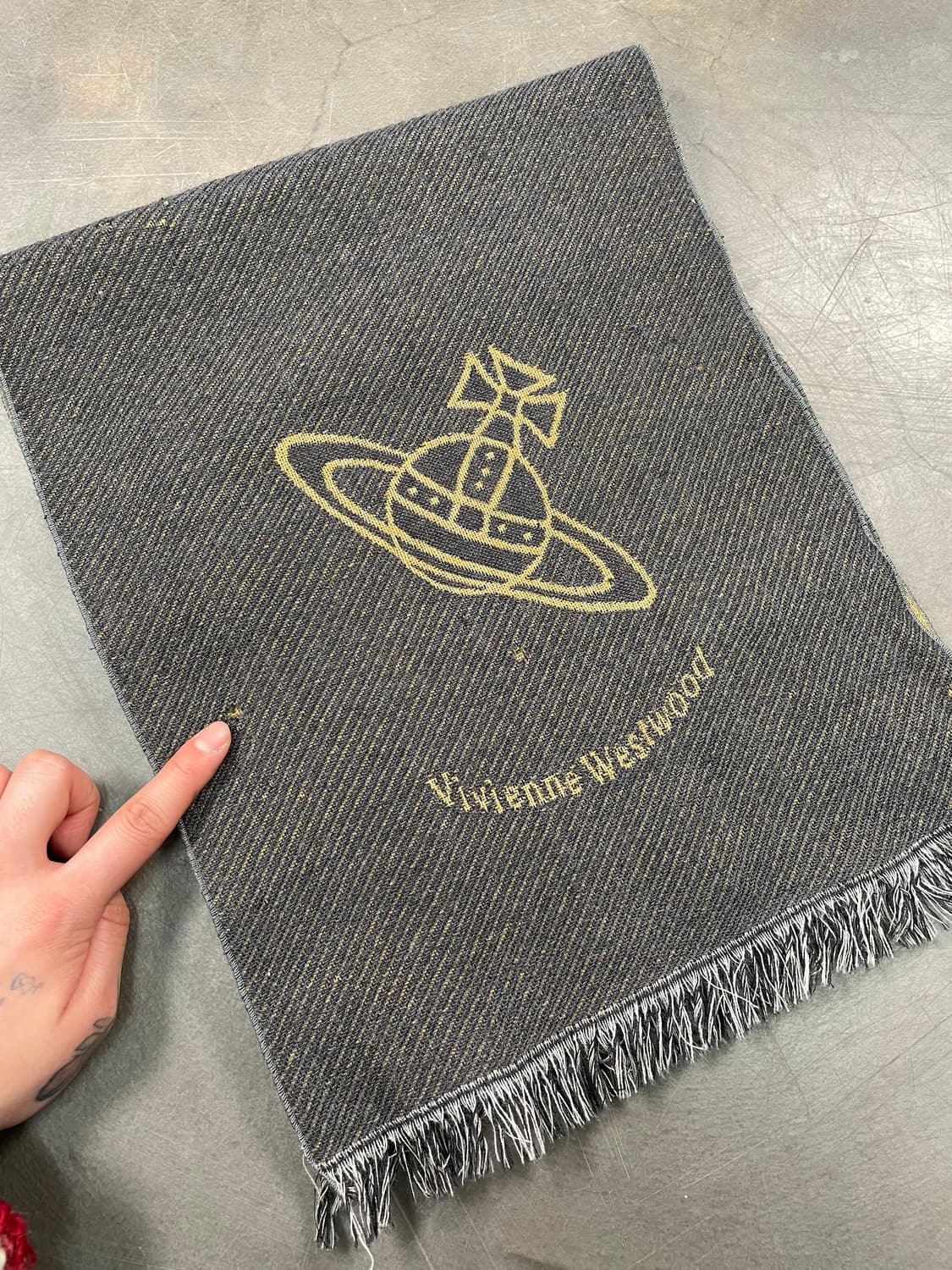 비비안웨스트우드 머플러 상품이미지2