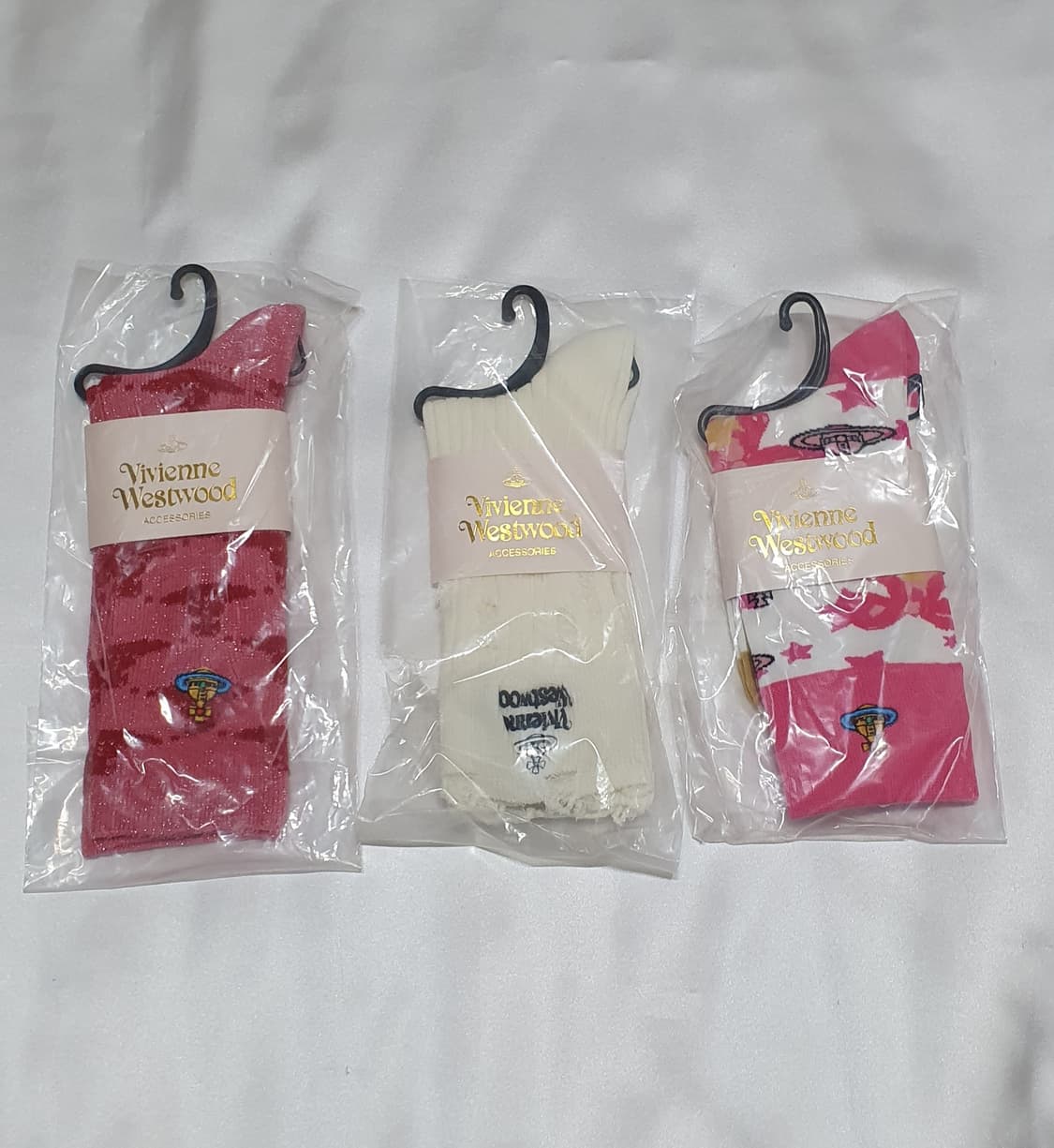 아이보리 핑크 겨자색 크림 빈티지 비비안웨스트우드 양말 상품이미지1