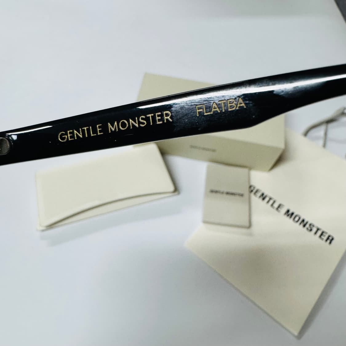 젠틀몬스터 랭 남녀공용 선글라스 새상품 상품이미지4