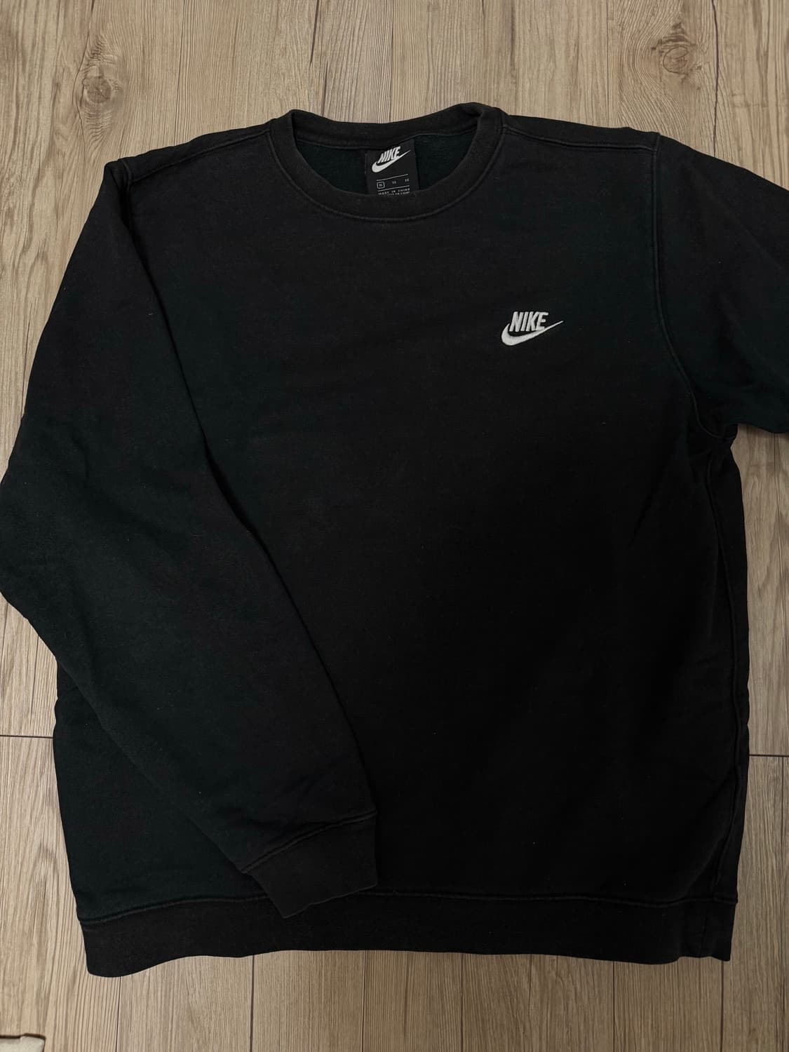 나이키 맨투맨 상품이미지2