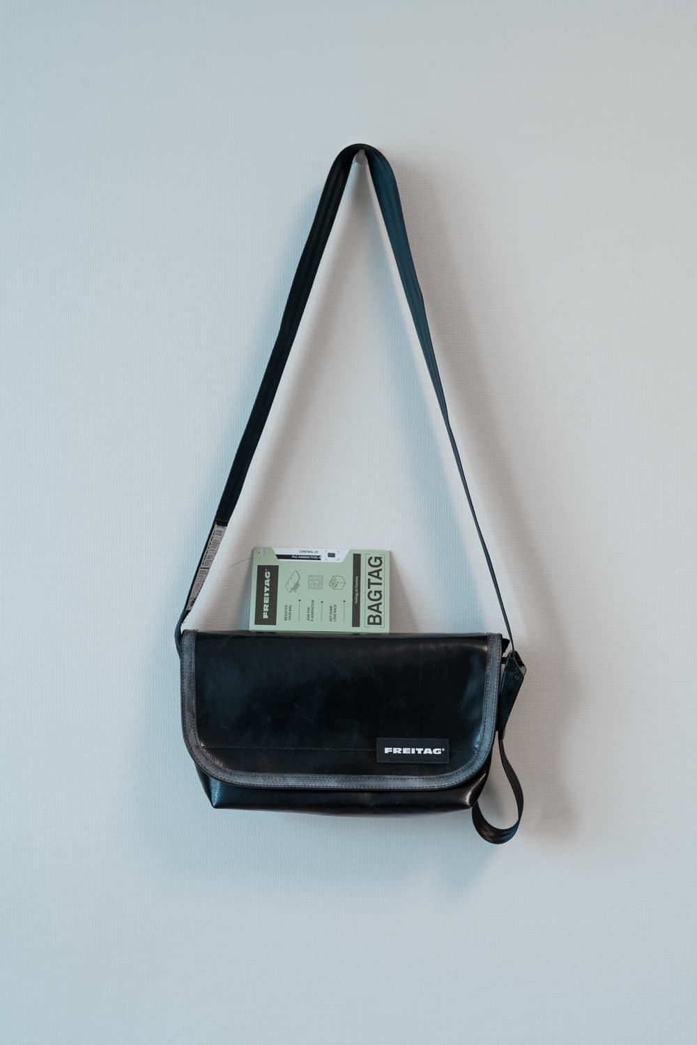 프라이탁 F41 하와이파이브오 하파오 올블랙 크로스백 상품이미지2