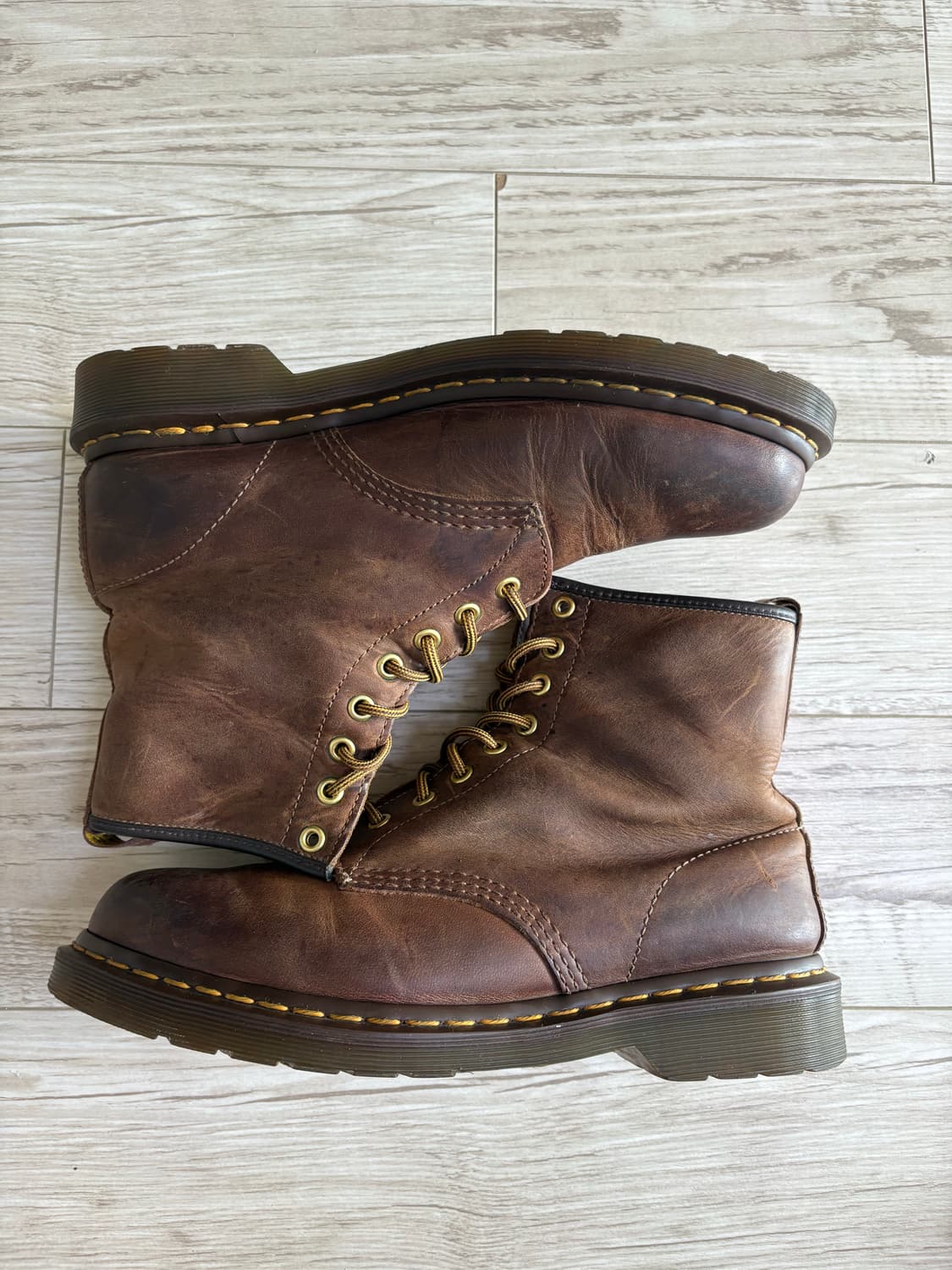 닥터마틴 1460 크레이지홀스 270 상품이미지2