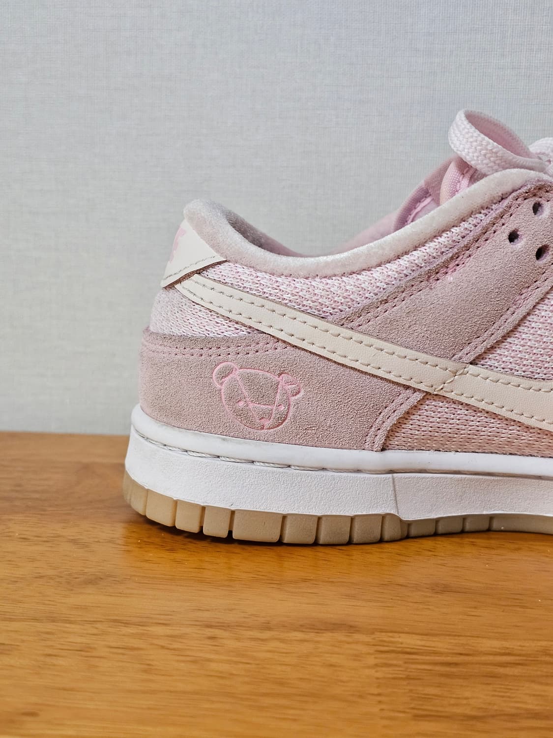 나이키 덩크 로우 SE 테디베어 핑크 상품이미지10