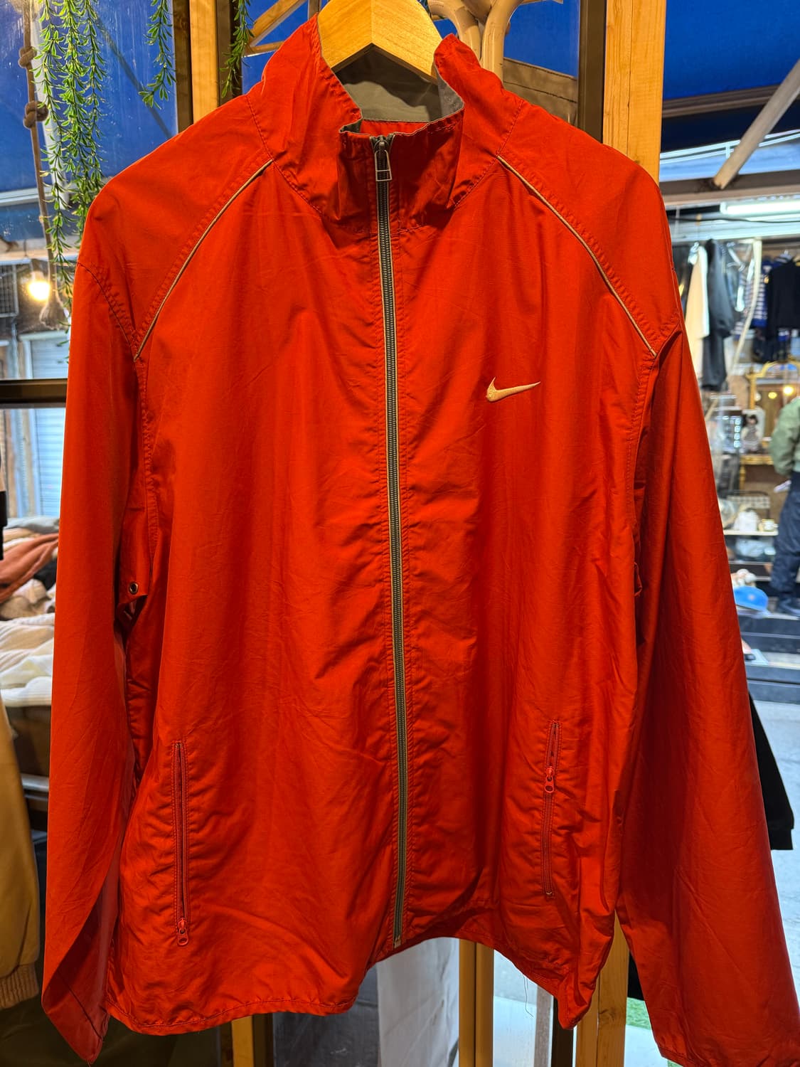 나이키 오렌지 바람막이 상품이미지1
