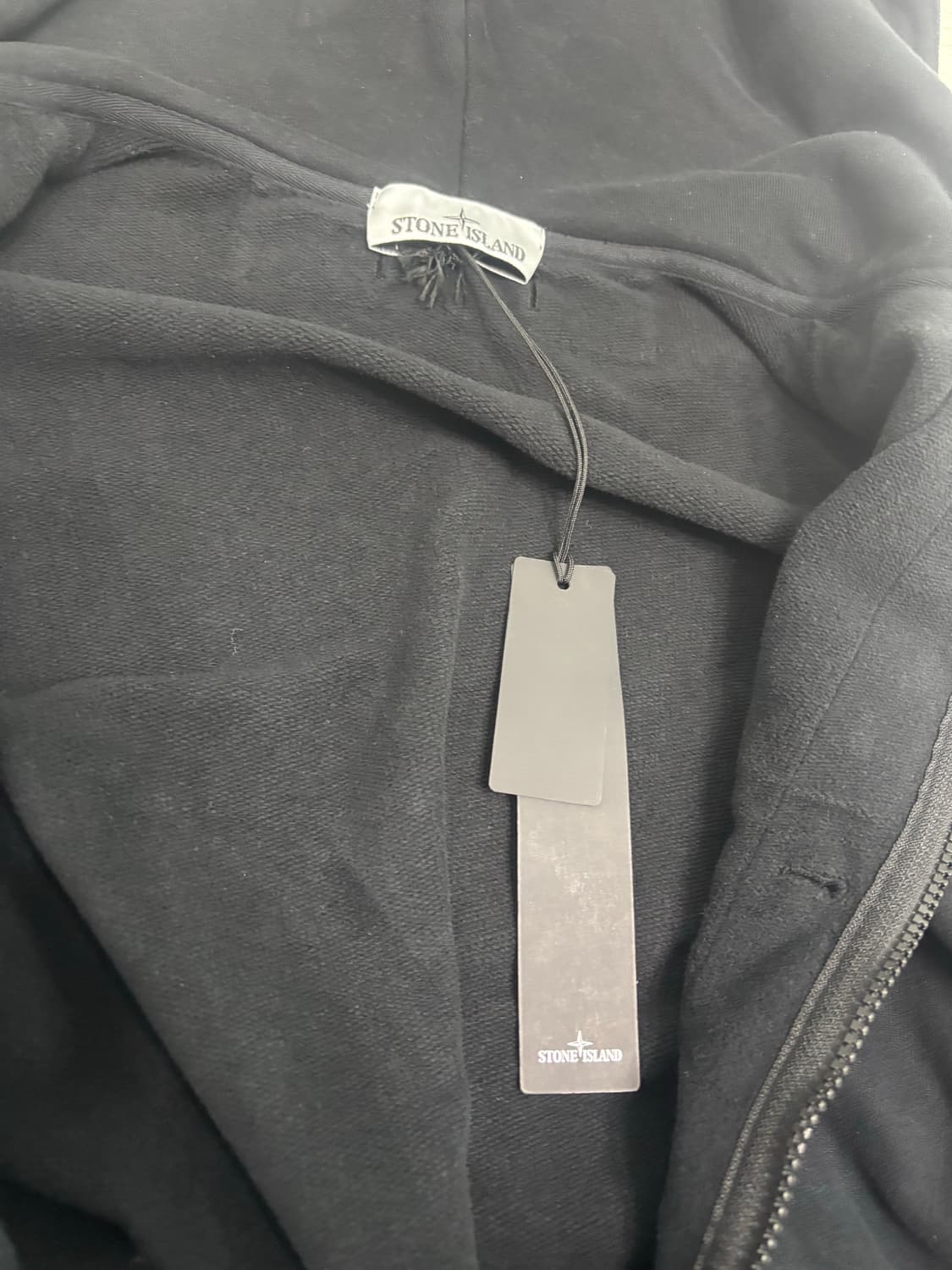 스톤아일랜드 후드집업 새상품 택 있음 L사이즈 상품이미지3