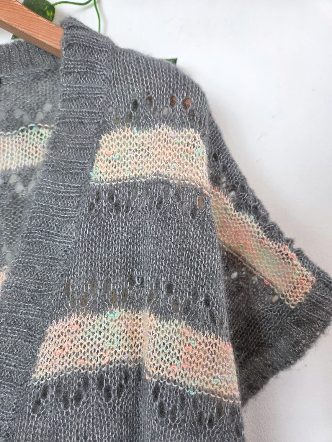 색실 콕콕 스트라이프 베스트 상품이미지3