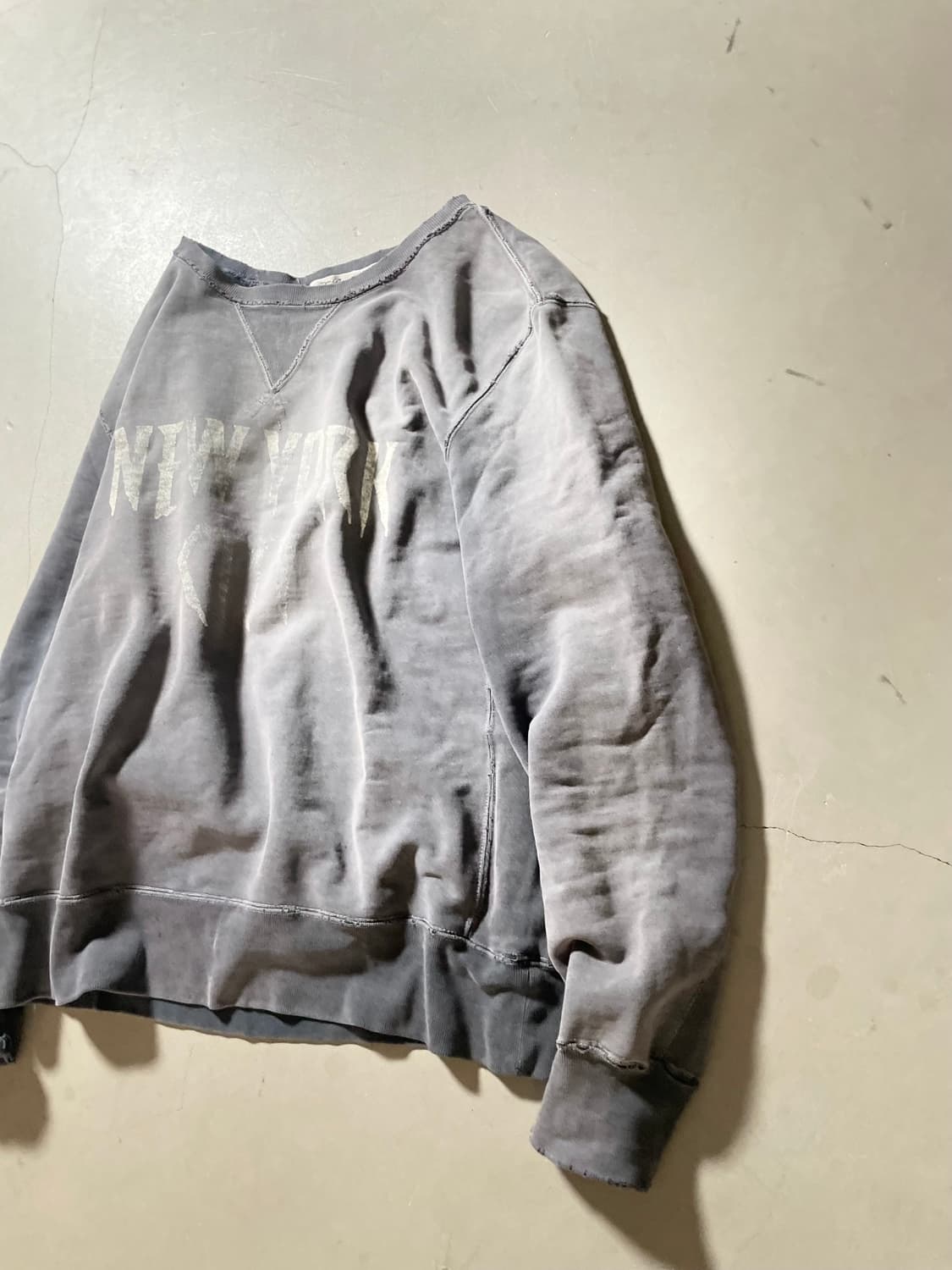 Remi Relief Crewneck Sweatshirt 상품이미지2