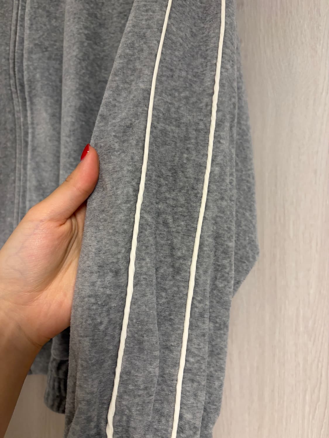 Standalone 스탠드얼론 벨벳 집업 상품이미지3