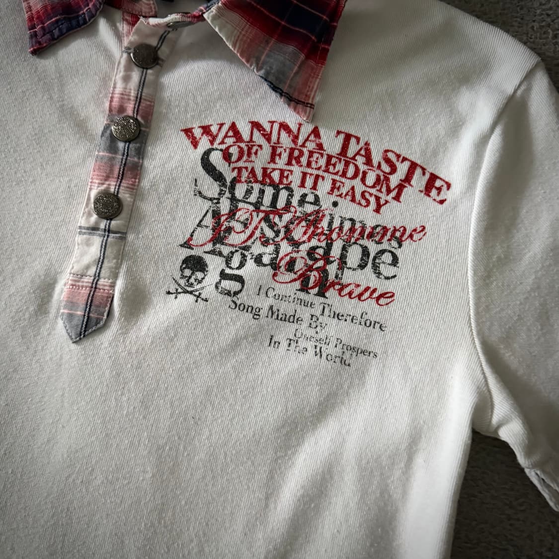 In the attic t shirt 상품이미지3