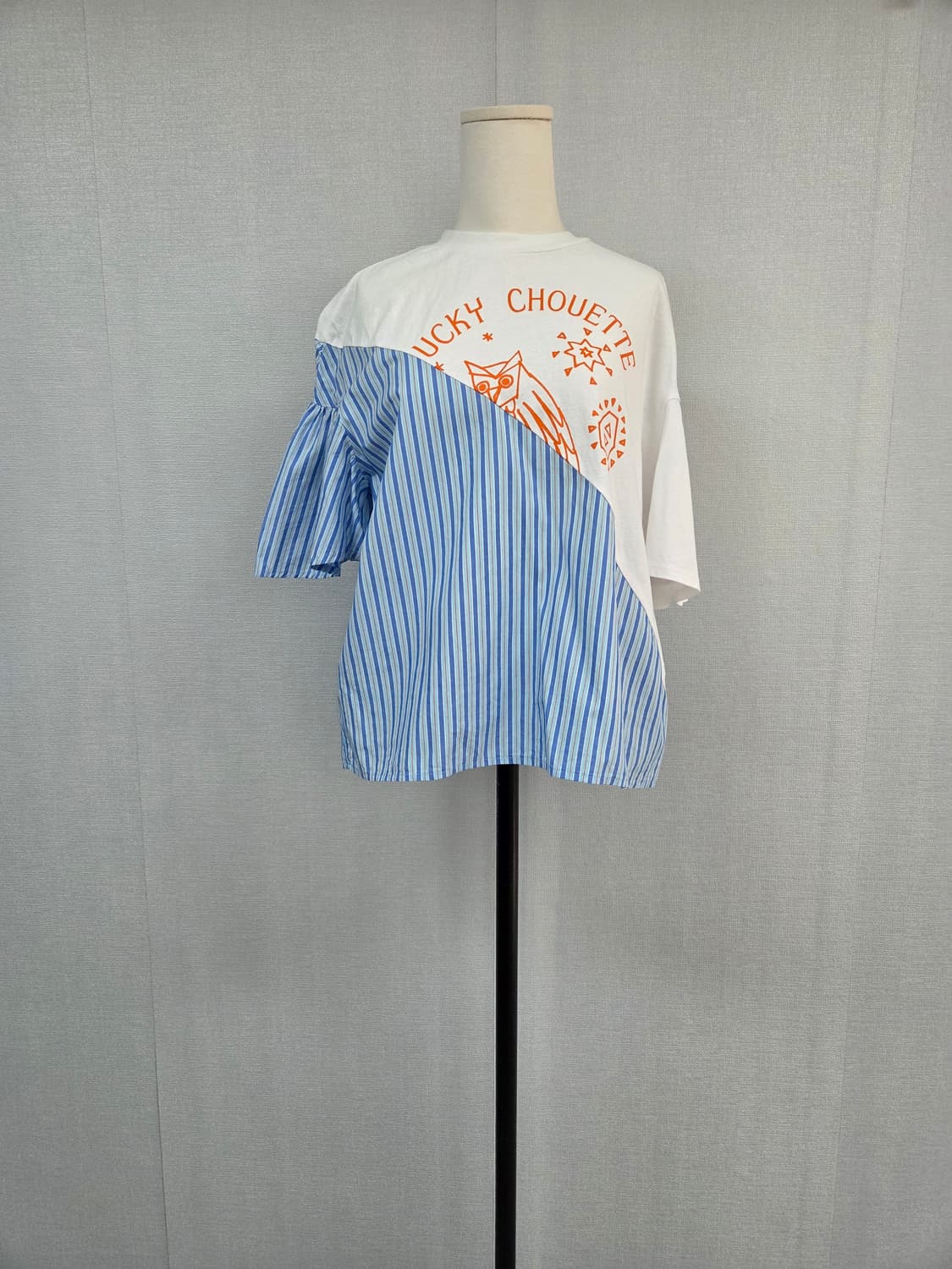 럭키슈에뜨   여성반팔티 상품이미지1