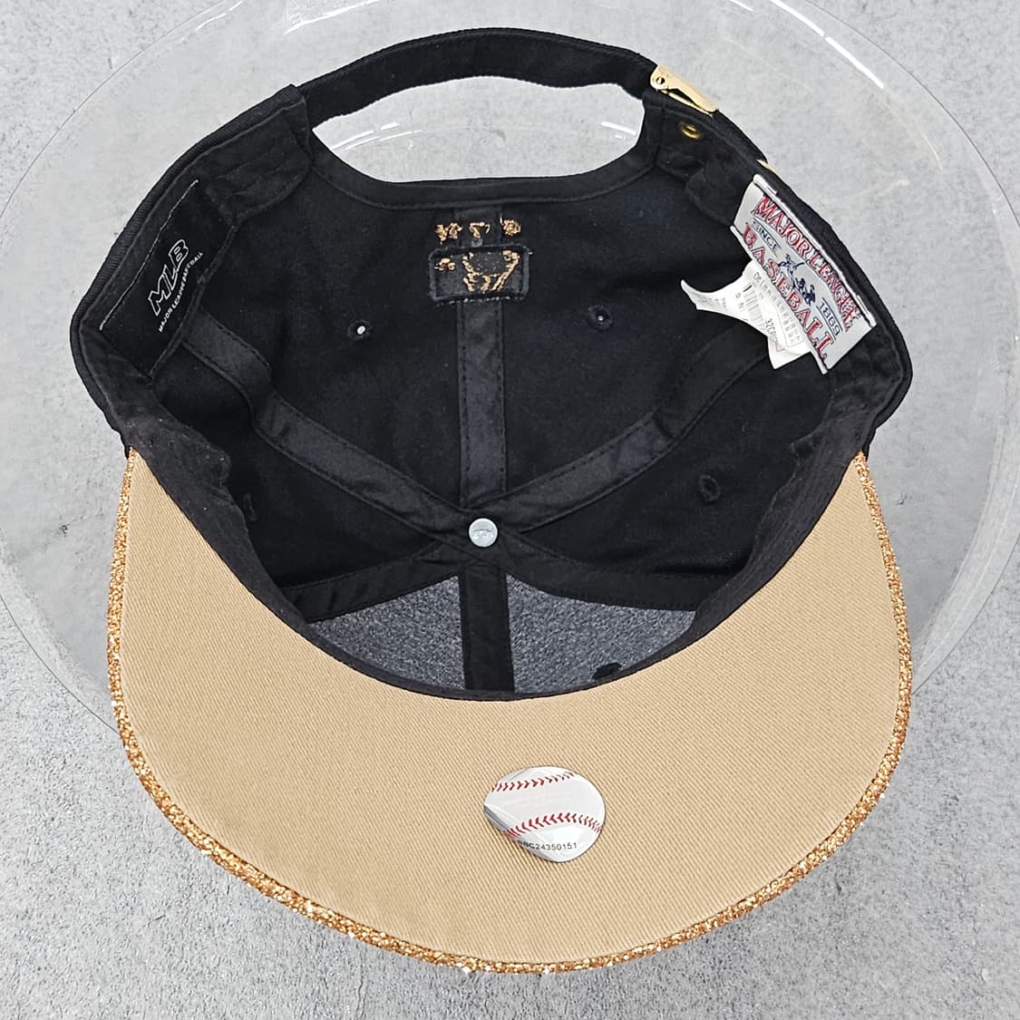 MLB 뉴욕 양키스 블랙 골드 글리터 캡 프리 상품이미지8