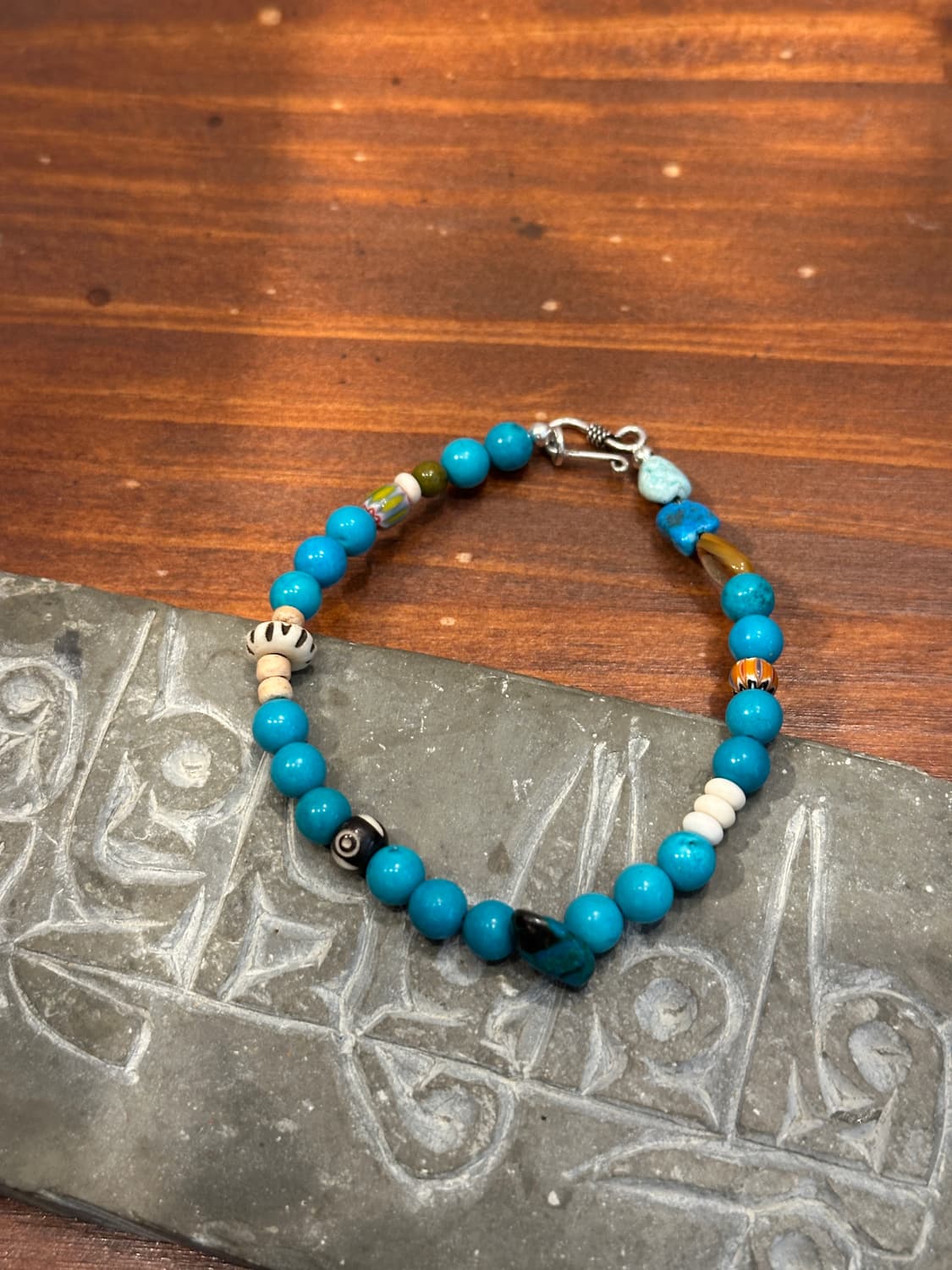 Musta Turquoise & Artisan Bead Bracelet 상품이미지2