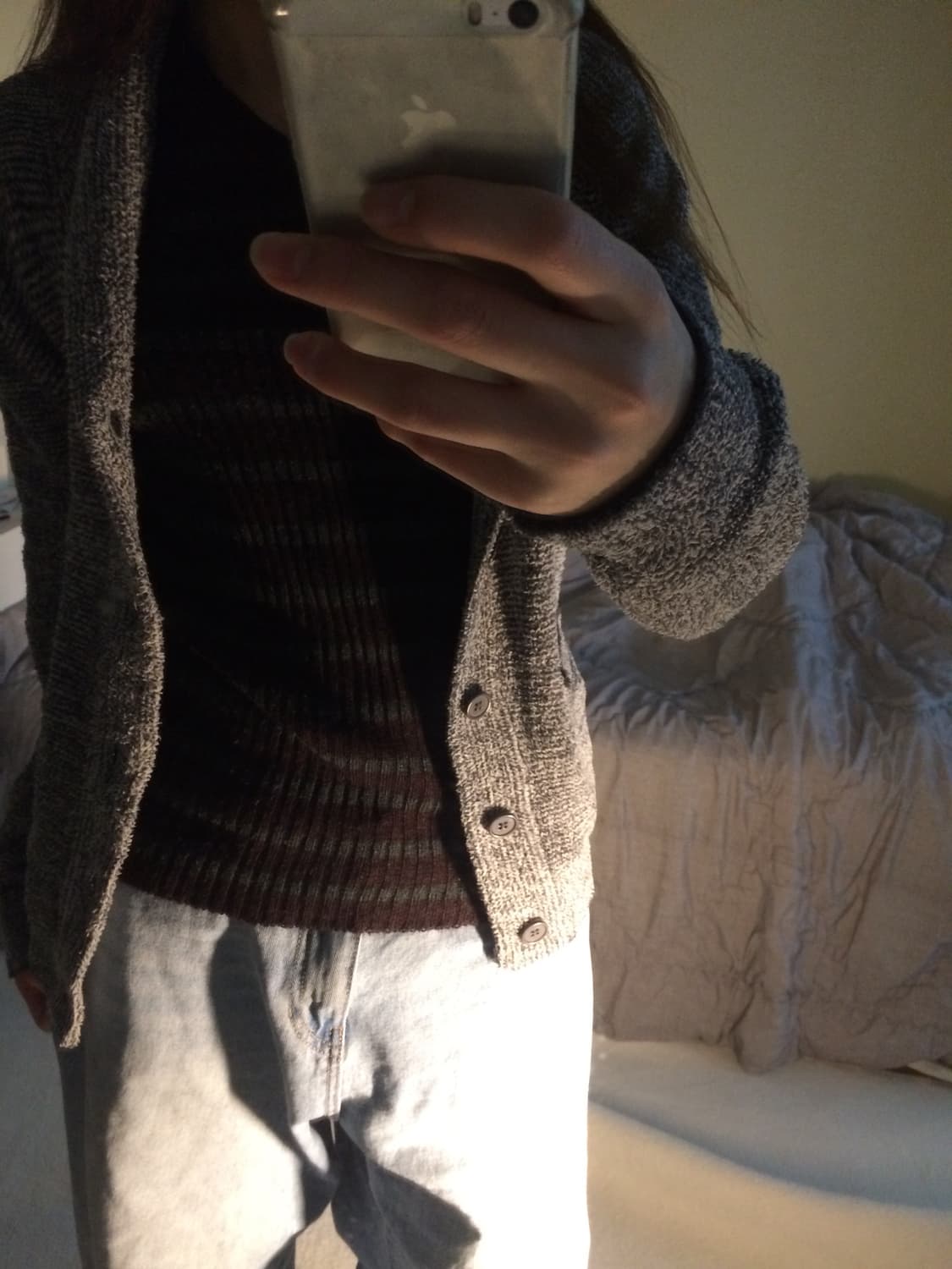 famock stripe V-neck knit 상품이미지5