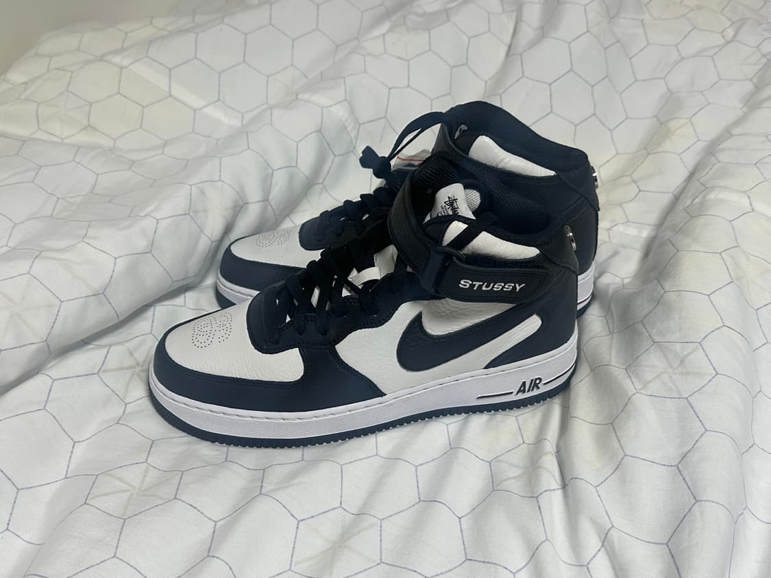 [270]나이키 스투시 포스미드 검흰 상품이미지1