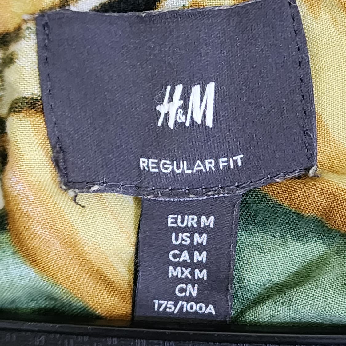 [M] H&M 트로피컬 패턴 반팔 셔츠 상품이미지4