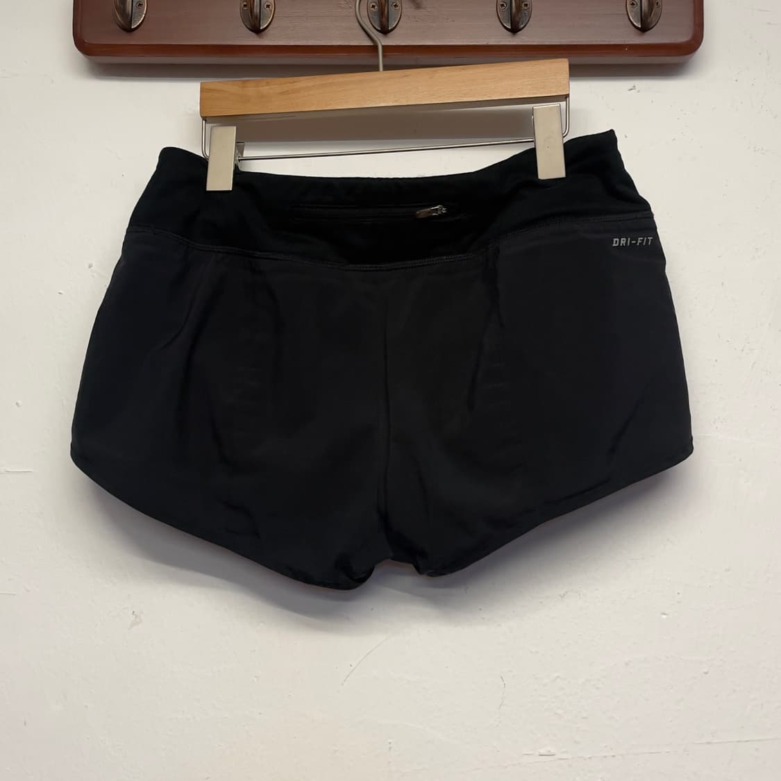 나이키 (우먼) 러닝 드라이핏 숏 팬츠   상품이미지3