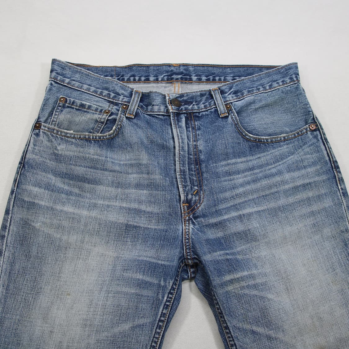 (착용컷) 리바이스 505 (남성용 33.5) 상품이미지4
