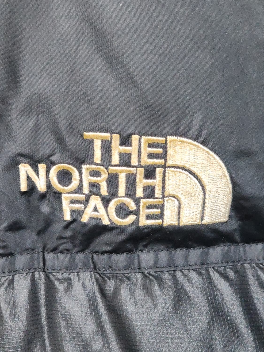 (105) 노스페이스 눕시패딩 점퍼 블랙 700 다운자켓  상품이미지4
