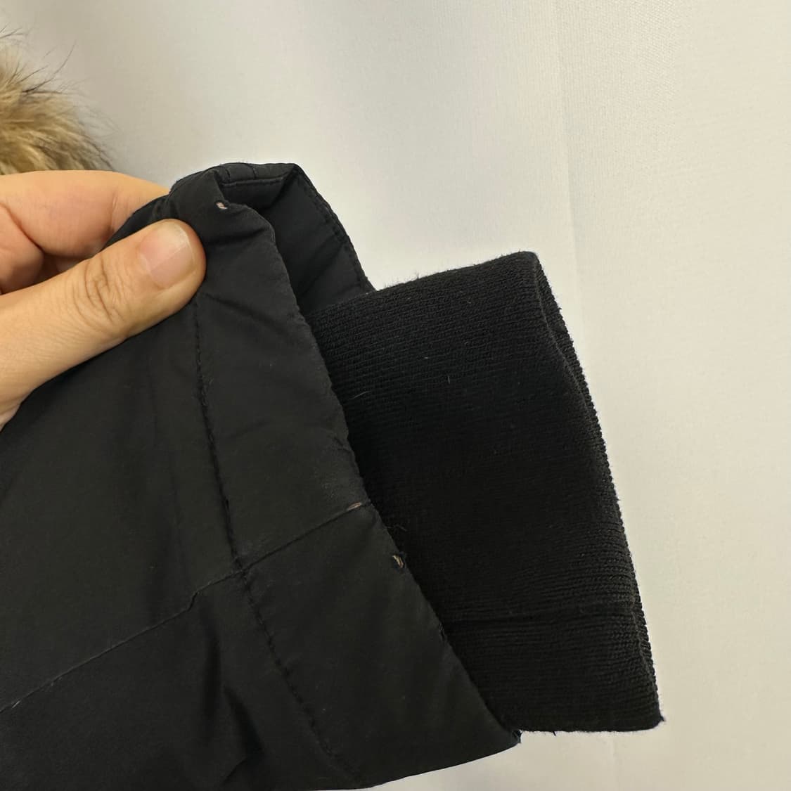 캉골 남자 라쿤/오리털 패딩점퍼 방한 겨울 검정 M 상품이미지3