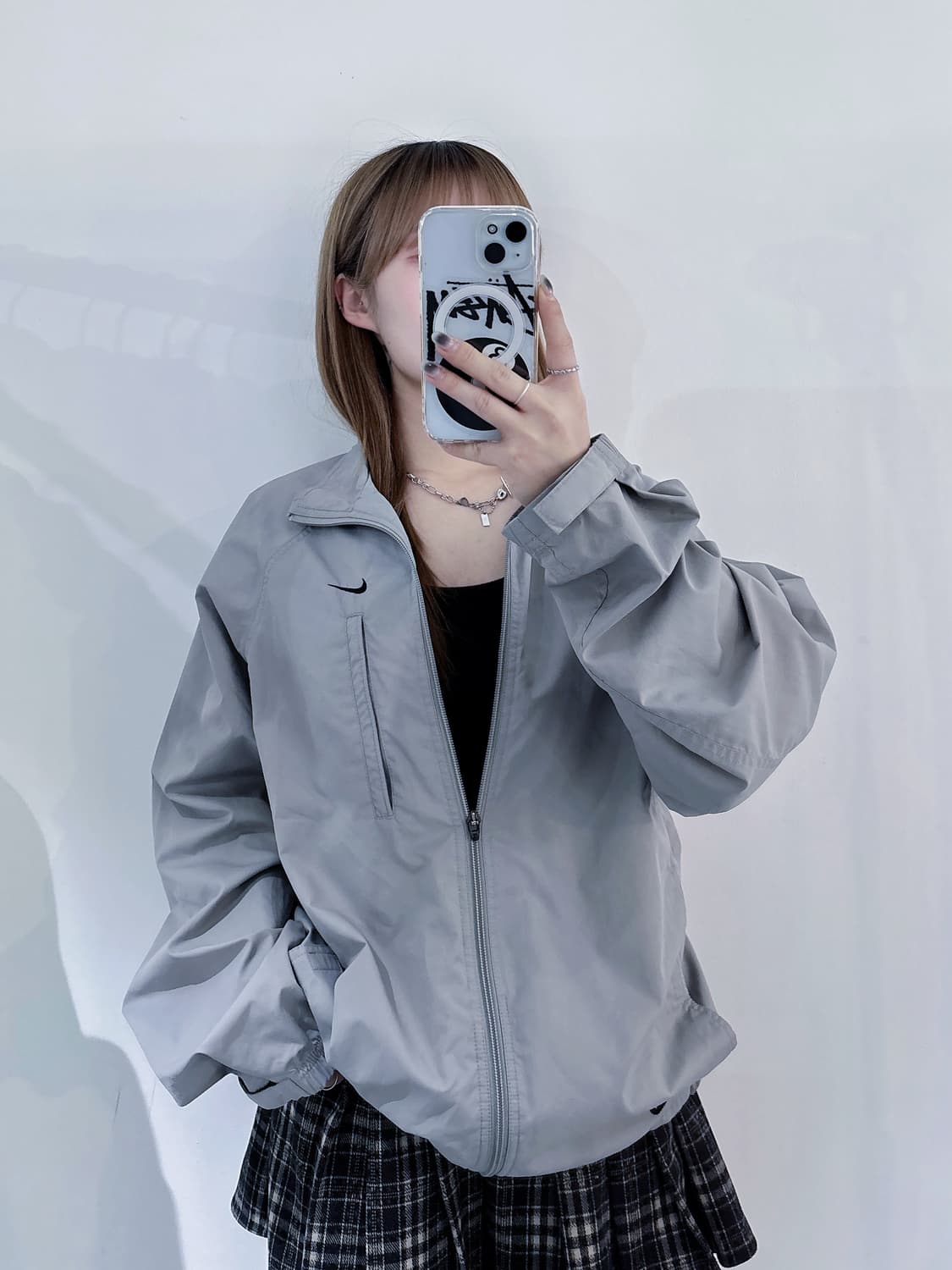 나이키 00‘s 실버그레이 스우시 바람막이 상품이미지1