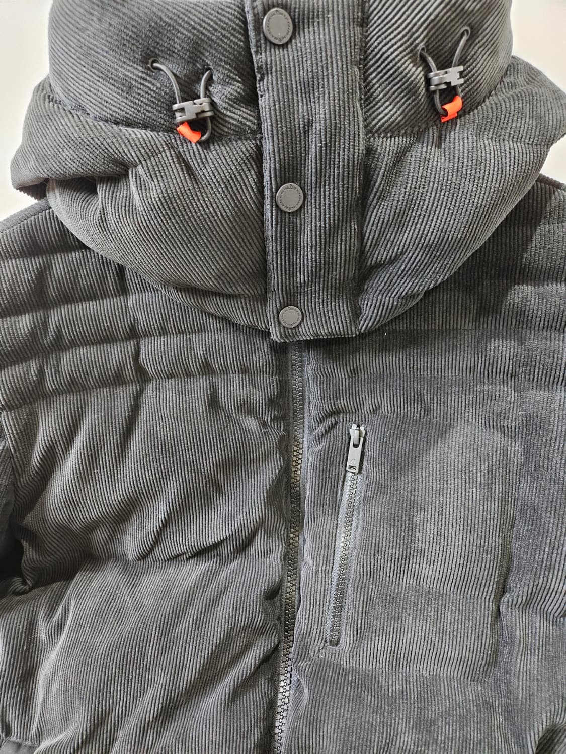 무스너클 블랙 코듀로이 패딩 shipyard jacket 상품이미지1