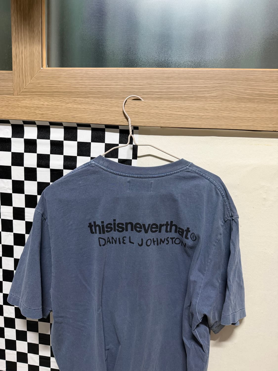(M) 디스이즈네버댓 다니엘 존스턴 반팔티 상품이미지2