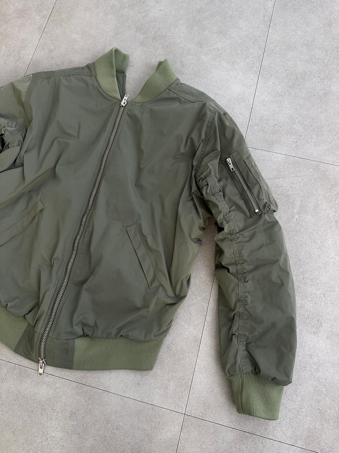 마틴 로즈 백 슬릿 오버사이즈 봄버 상품이미지5