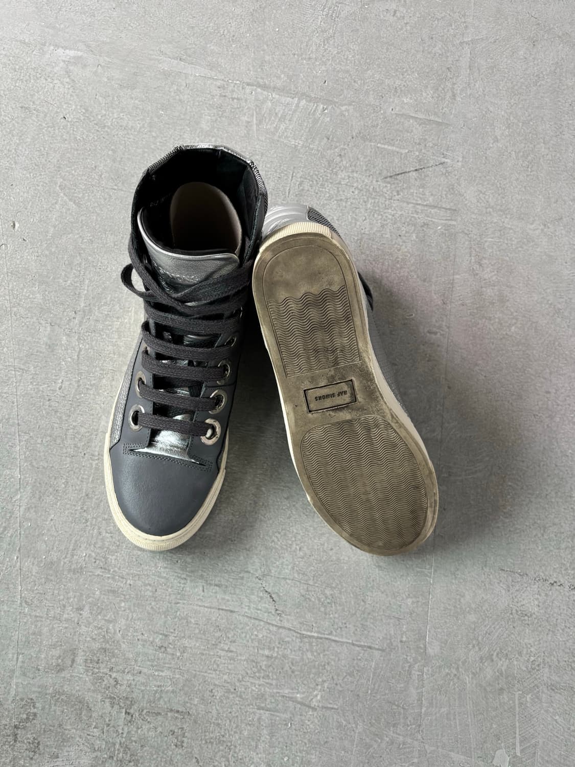 라프시몬스 콘트라스트 하이탑 상품이미지7