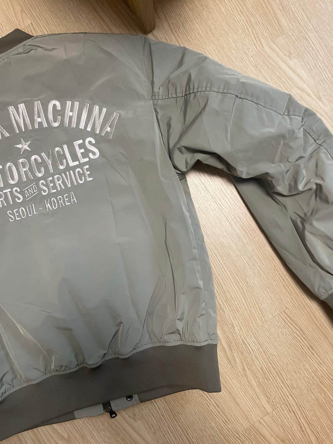 데우스 항공점퍼 상품이미지3