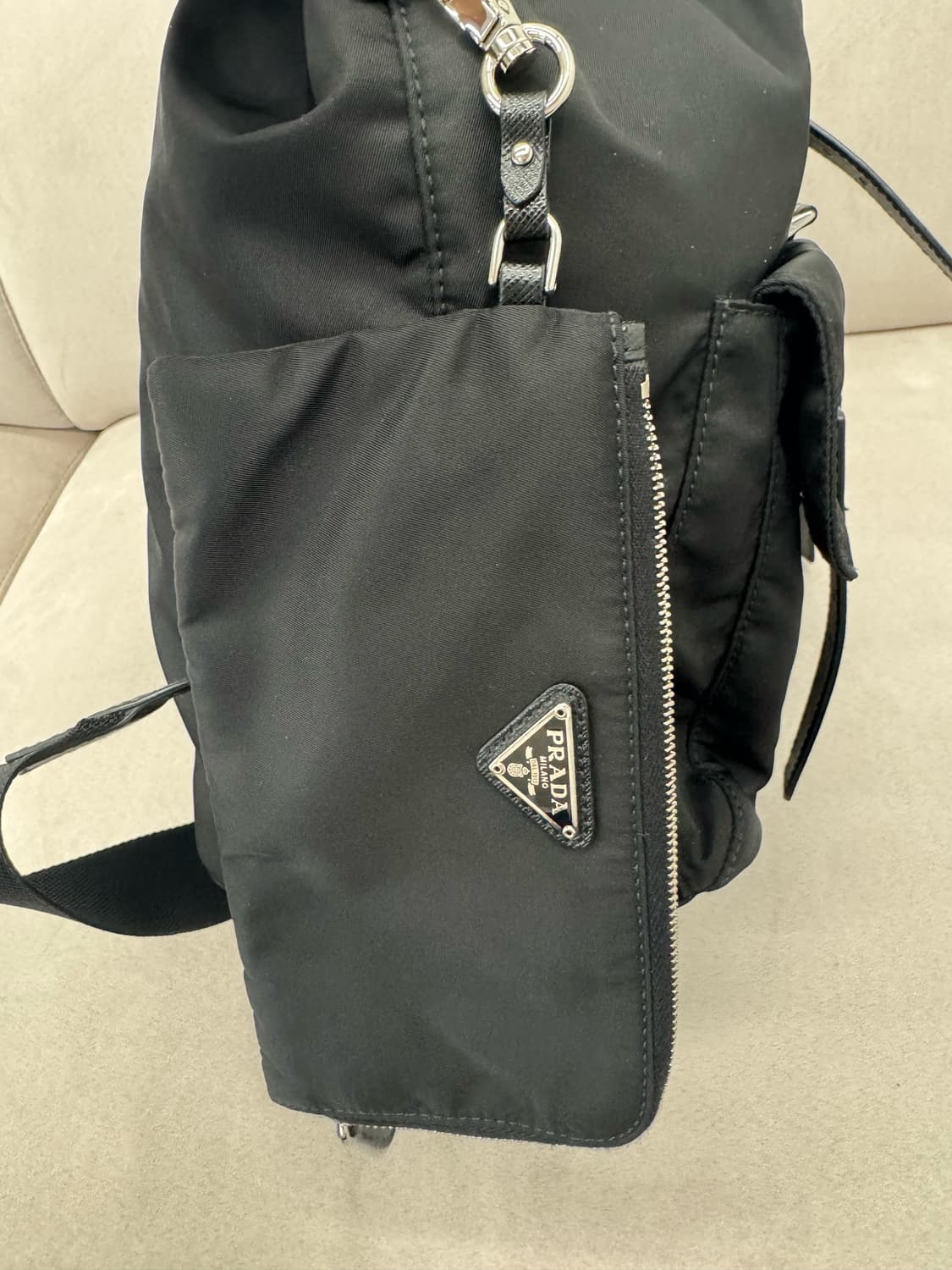 프라다 리나일론 백팩 라지 상품이미지2