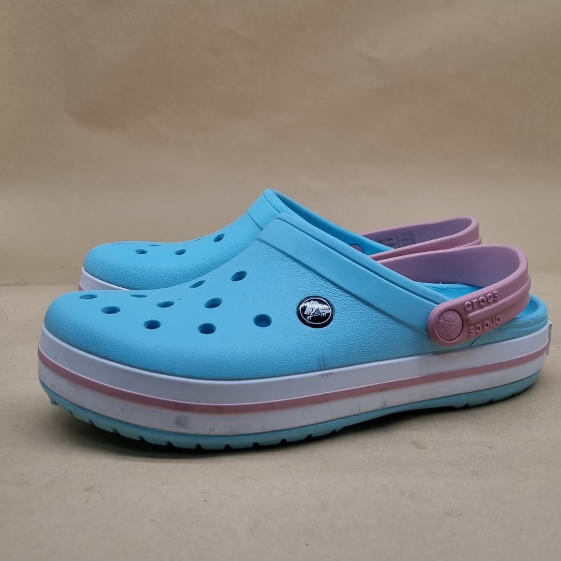 크록스 크록밴드 클로그 J6 250 상품이미지1