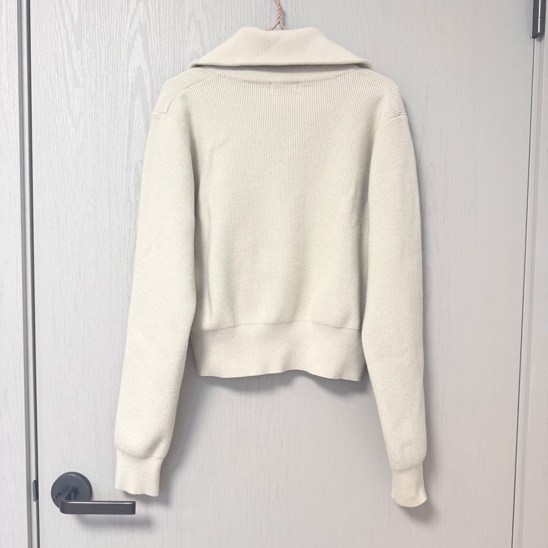 룩캐스트 칼리 니트 집업 상품이미지7