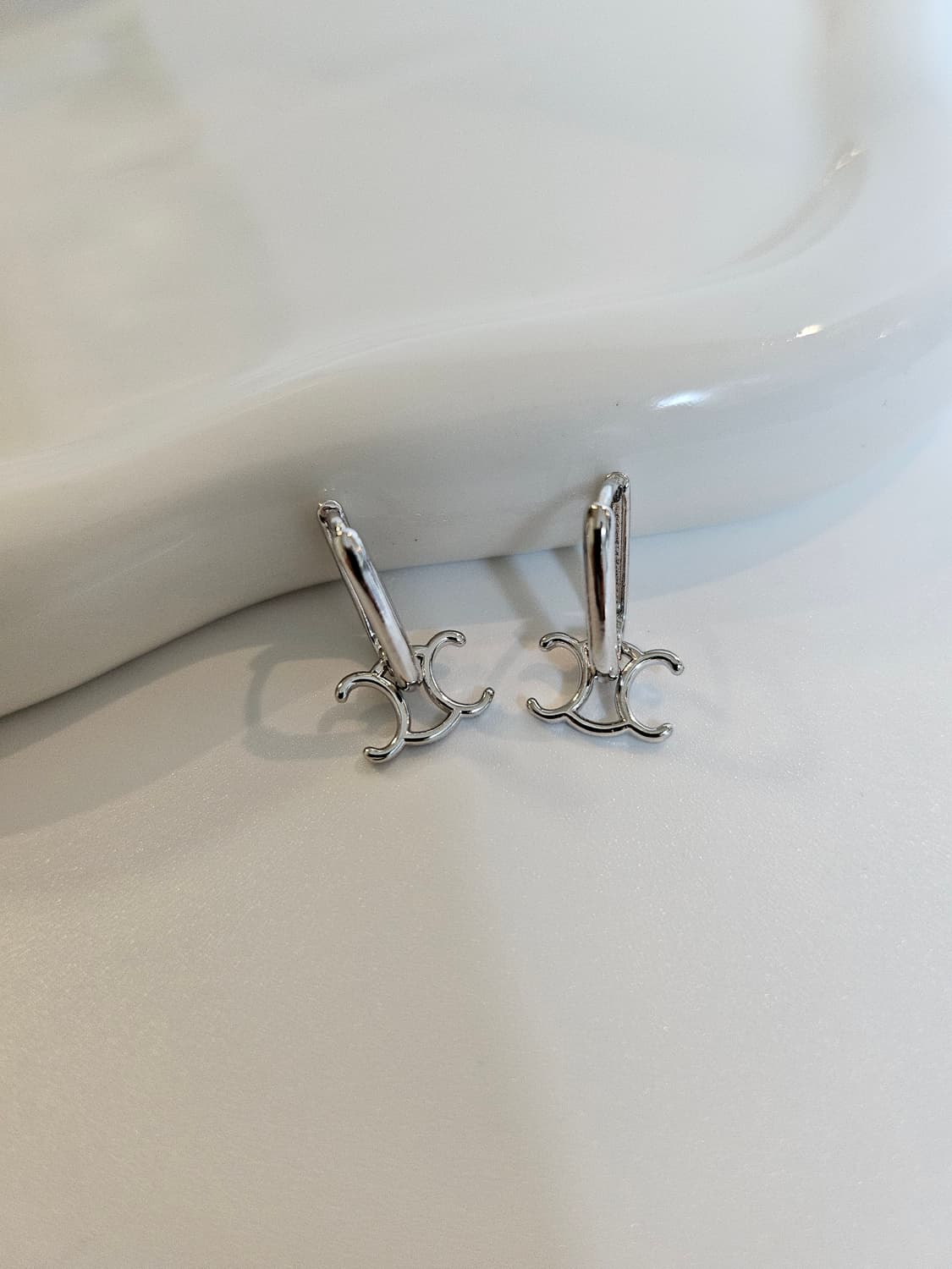 셀린느 트리오페 사각 원터치 귀걸이 은장 상품이미지1