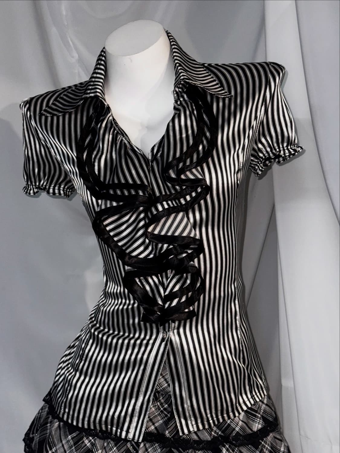 무채색 미와코깔 체크 레이스 스트라이프 프릴 코디세트  상품이미지4