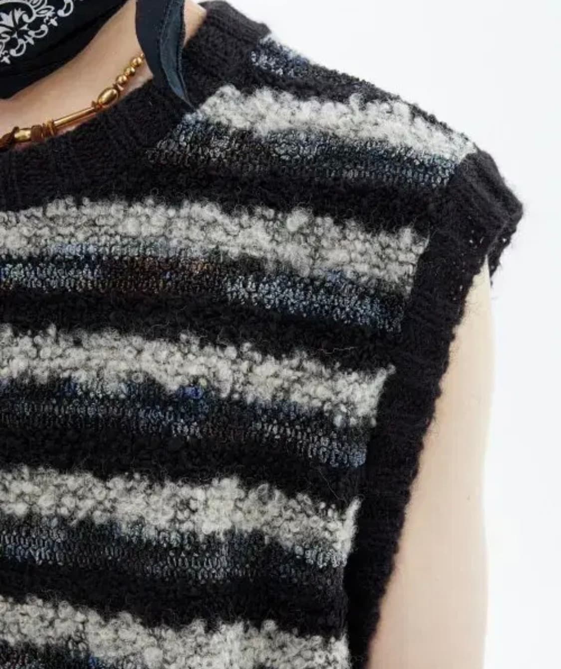 앤더슨벨 튀니지 베스트  XL 상품이미지6