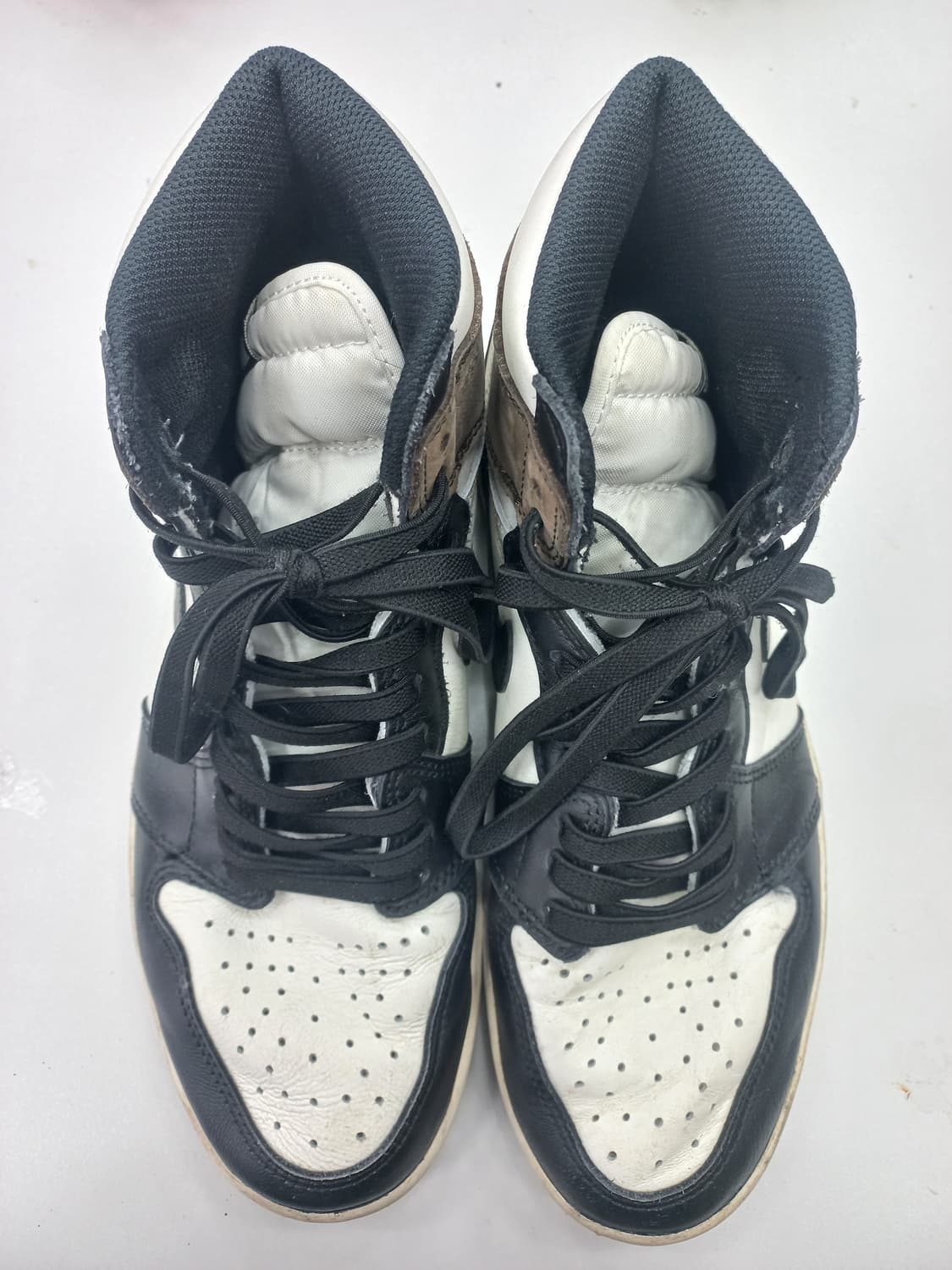 나이키 에어 조던 1 레트로 하이 OG 다크 모카 270mm 상품이미지3