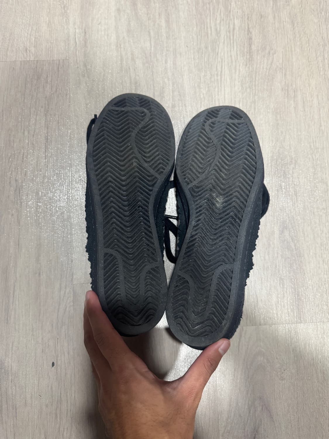 아디다스 x 유스 오브 파리 캠퍼스 80s 코어 블랙 상품이미지6