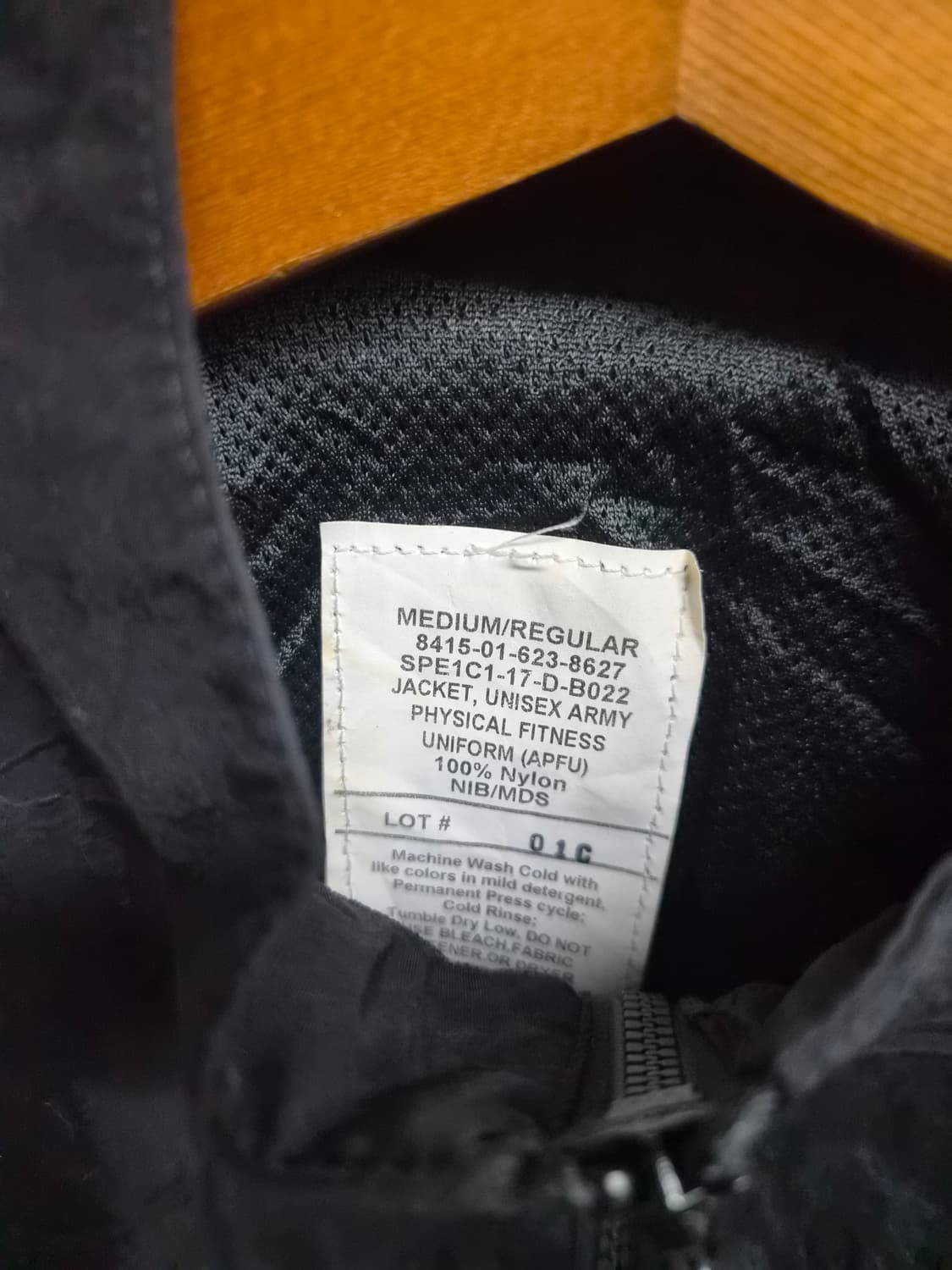 M-R) 미군 오리지널 APFU 트레이닝 점퍼 팝니다 상품이미지3