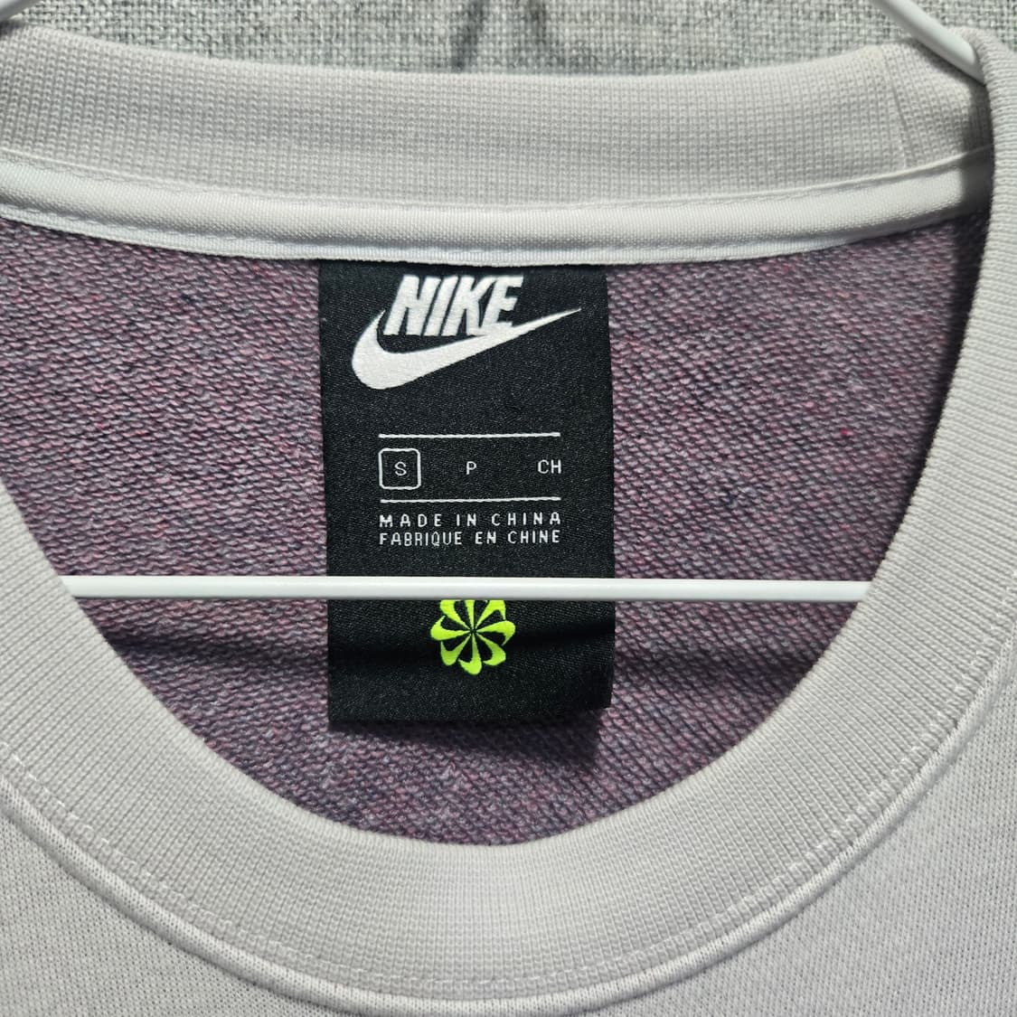 나이키 우먼 세미 크롭 맨투맨  상품이미지5