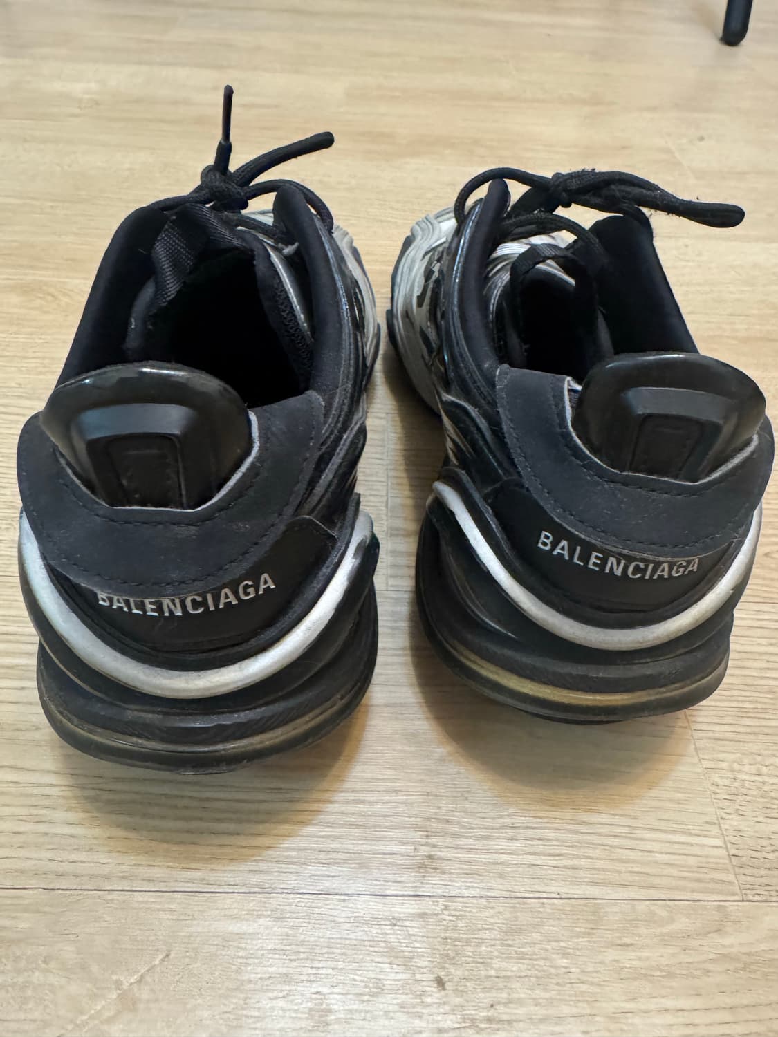 41사이즈 발렌시아가 타이렉스 그레이 상품이미지4