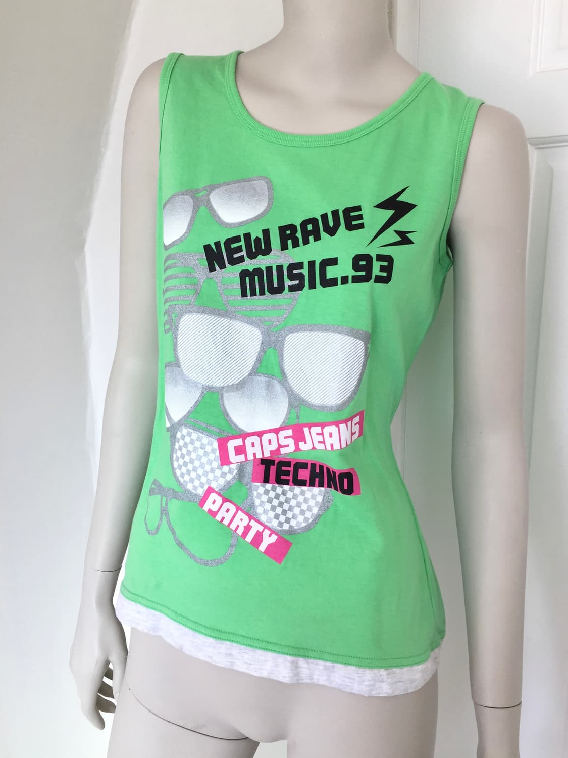 Iconic Print Green Sleeveless Top 상품이미지1