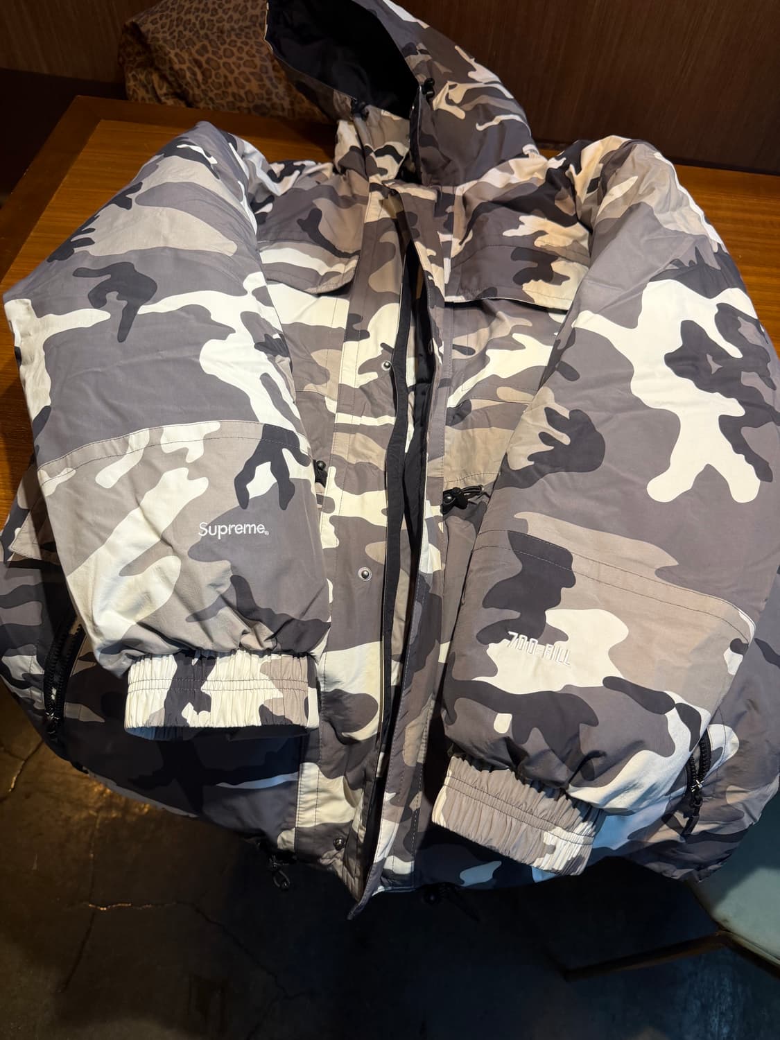 슈프림 스노우 카모 다운  상품이미지5